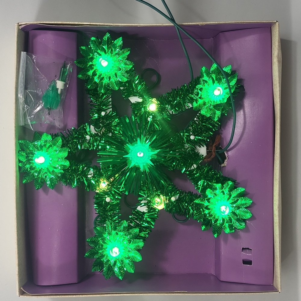 Vintage Illuminated Christmas Tree Topper